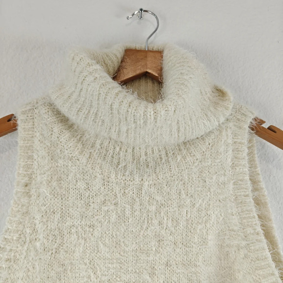 Show Me Your MuMu Fauna Tank Fuzzy Cream Knit Wool Blend Sleeveless Turtleneck M - Picture 6 of 13